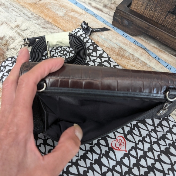 Vintage Brighton Crossbody/ Clutch Wallet with Dust Bag - Picture 6 of 13